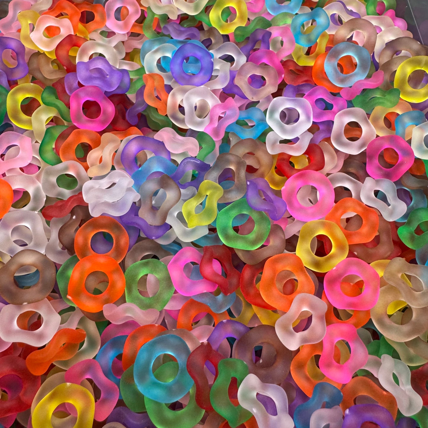 50pc - Wavy Acrylic Spacer for Pen