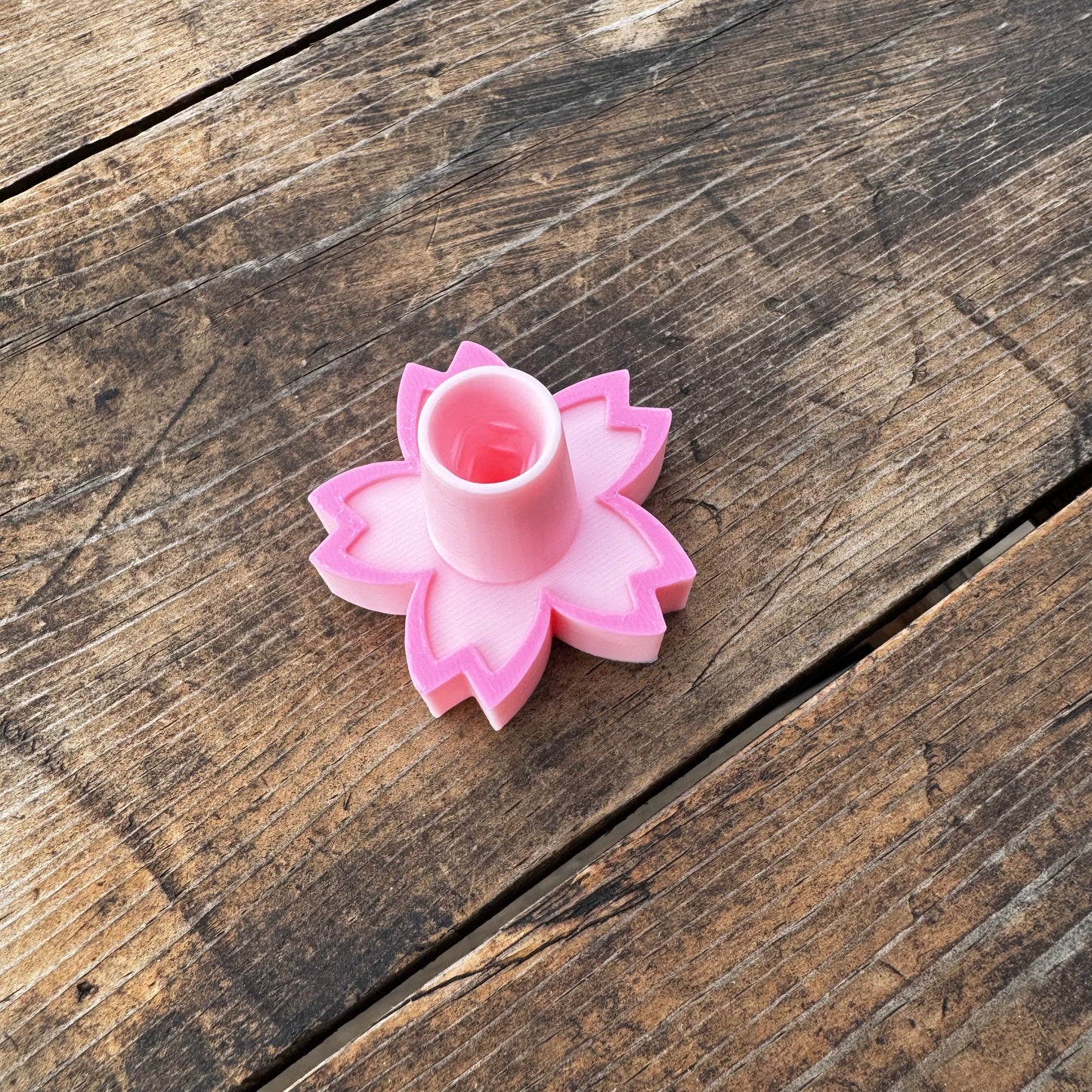 Sakura Single Rhinestone Pen Holder