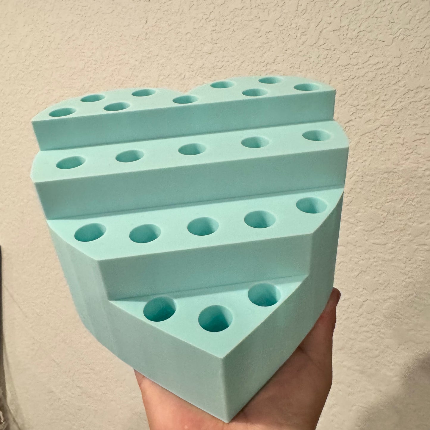 22 Hole Heart Tier Rhinestone Pen Stand