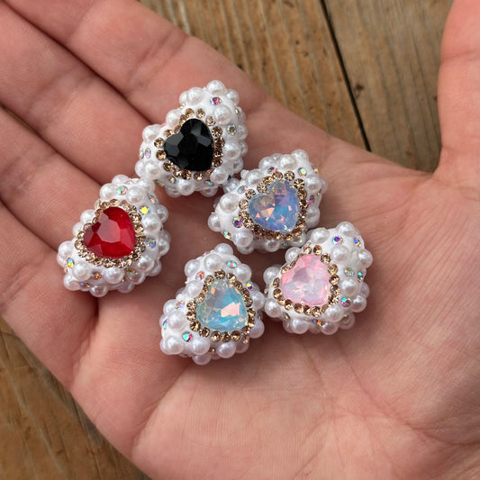 5pc - Fancy Pearl and Rhinestone Heart with Gem (FY14)