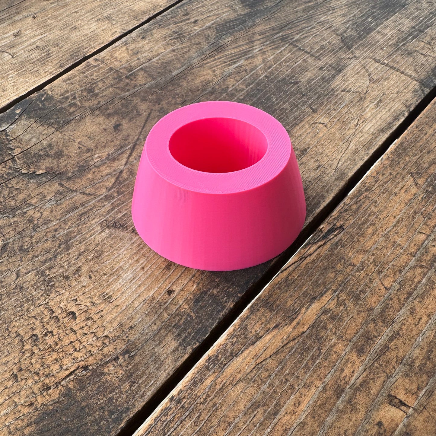 Glue Holder, Snug fit