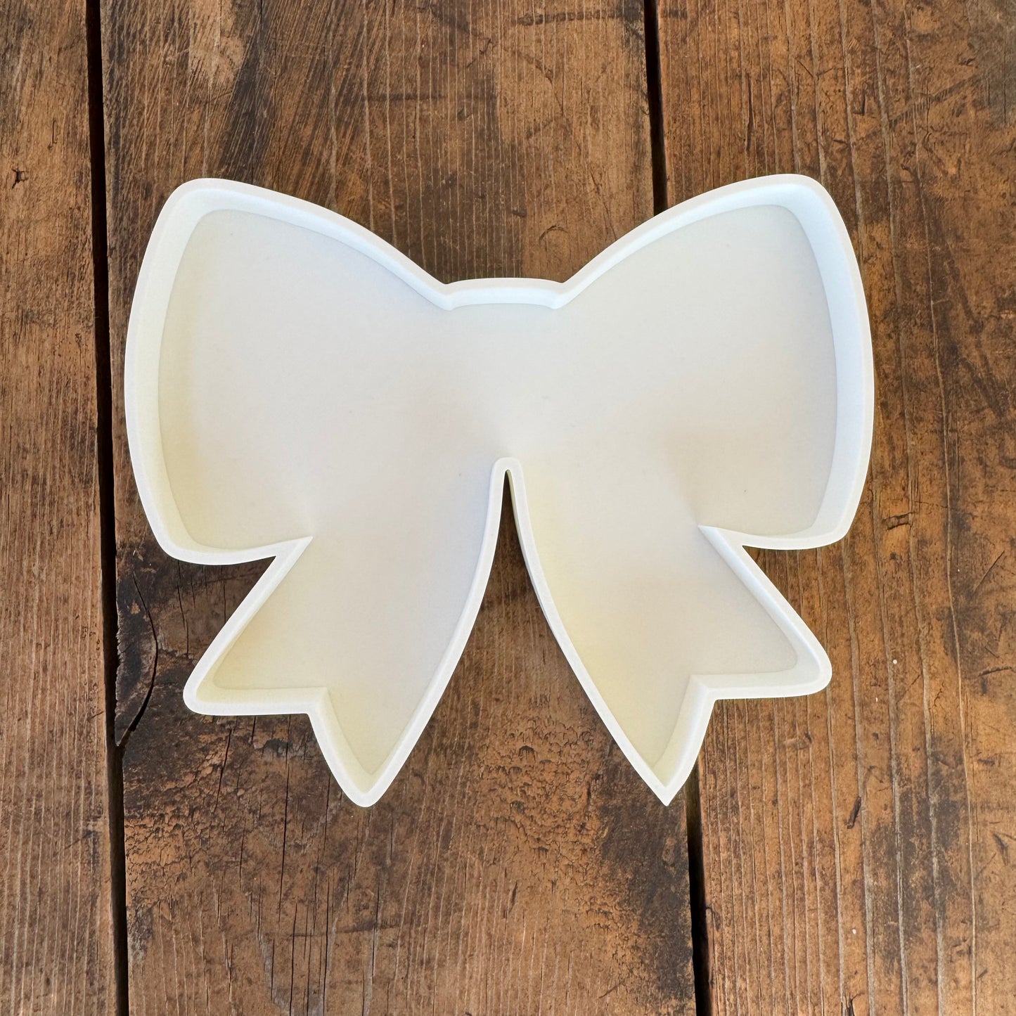 6inx6in Bow Trinket Bead Tray