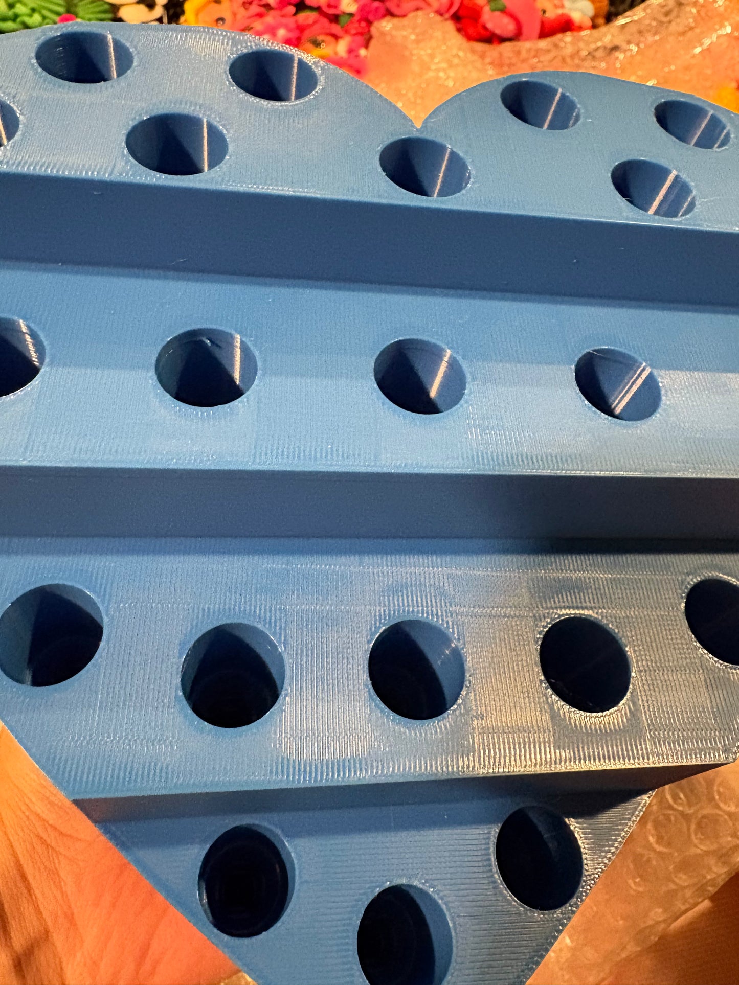 22 Hole Heart Tier Rhinestone Pen Stand